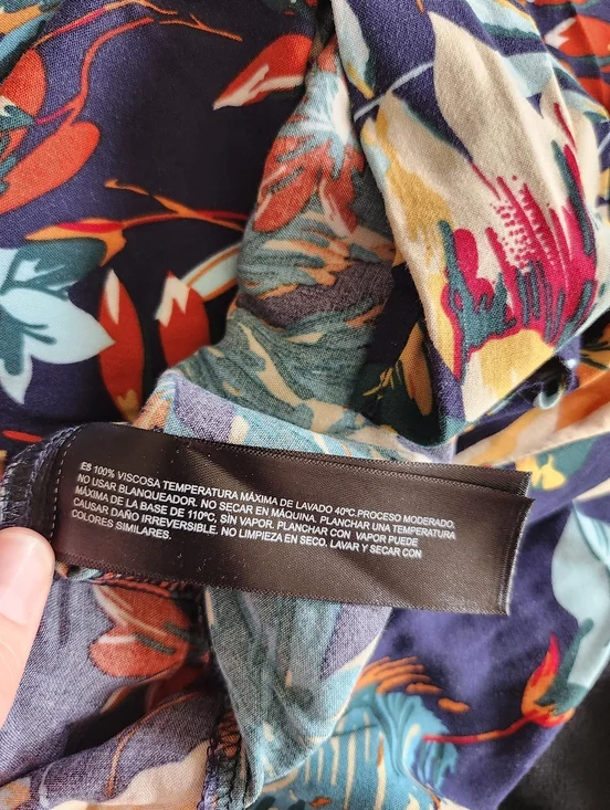 Cactus Man Ricky Singh Button Up Navy Tropical Floral Shirt - Picture 5 of 5